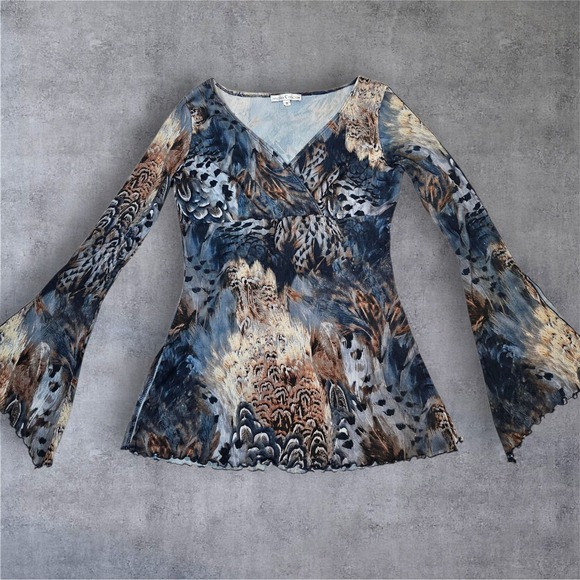 Vintage Y2K Moa Moa Feather Print Long Flared Sleeve Top V-Neck Fairy Medium F83 - Picture 1 of 9